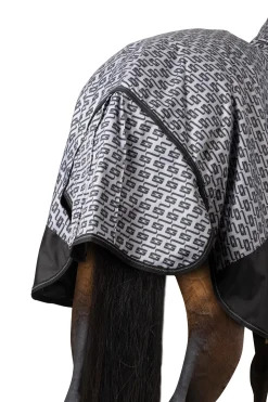 Horze Avalanche 1200D utedekken, medium tykkelse, 150g, halvhøy hals