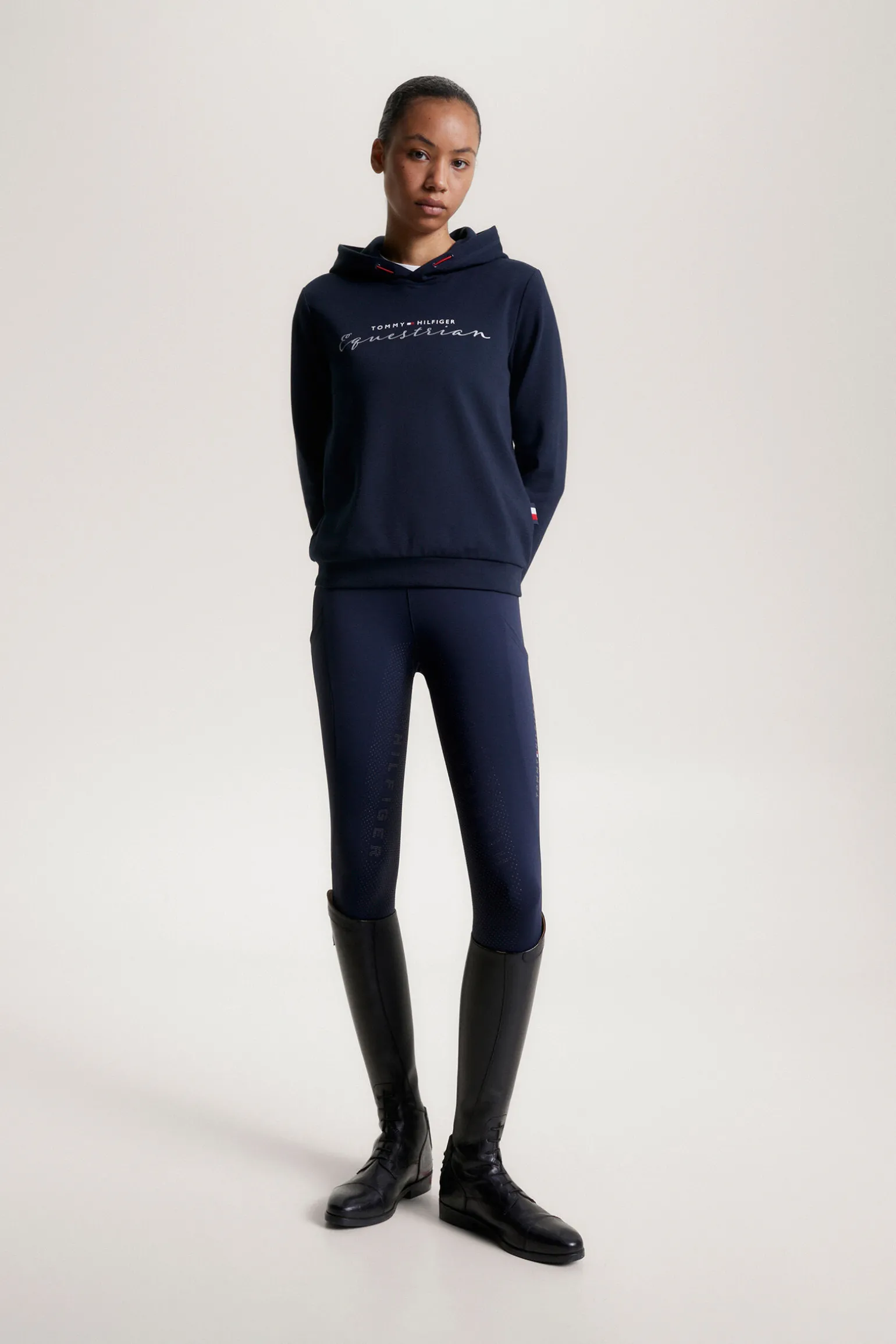 Tommy Hilfiger Equestrian Metallic Logo Grafisk hettegenser for kvinner